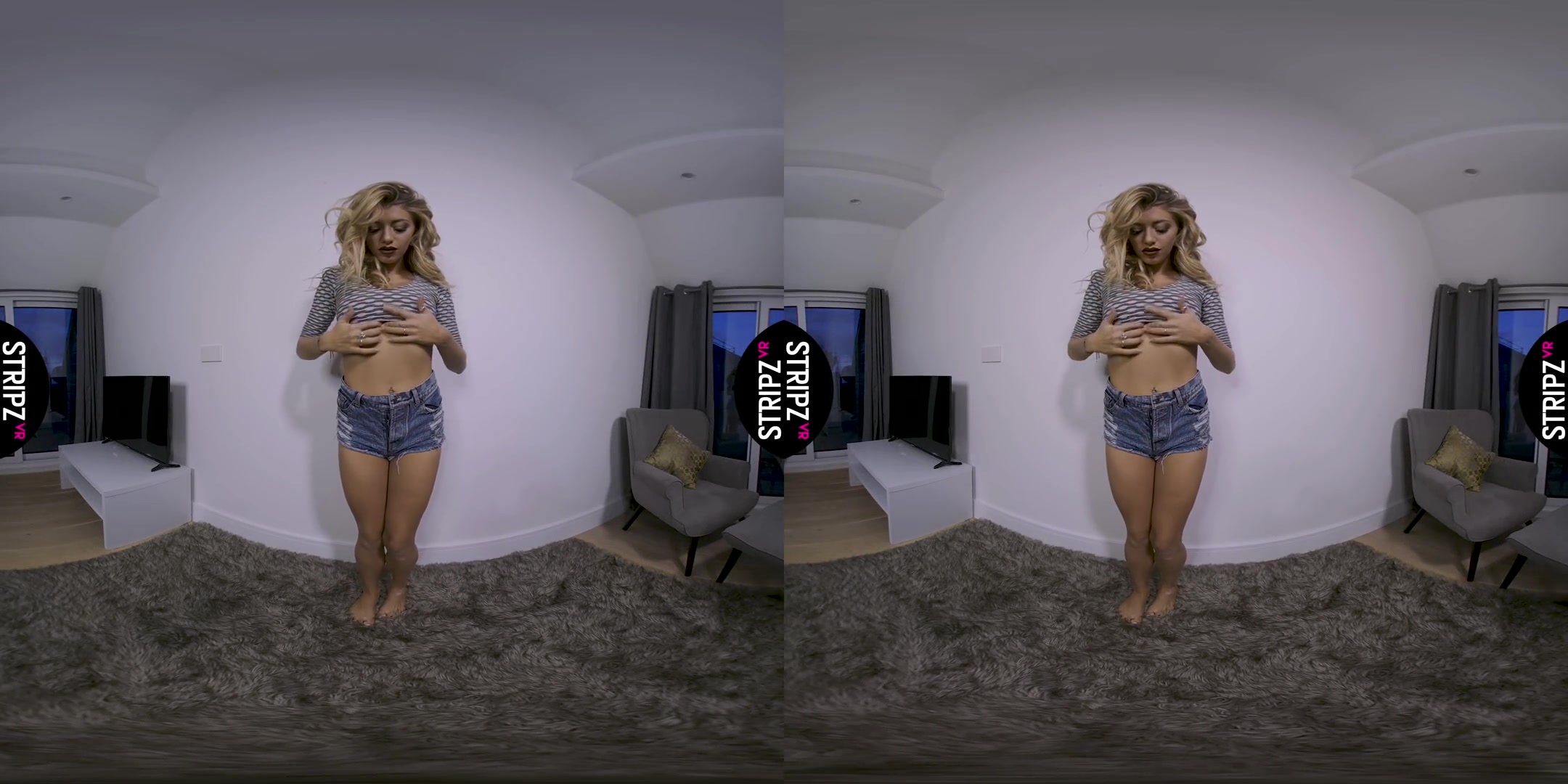 Bexie Williams in Bluejean - StripzVR