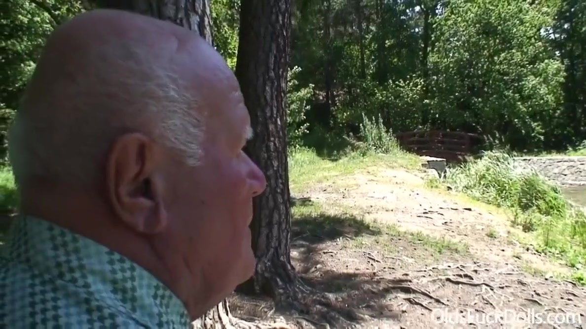 Hot Blonde Teena Blond Blows Old Cock To Get An Autograph