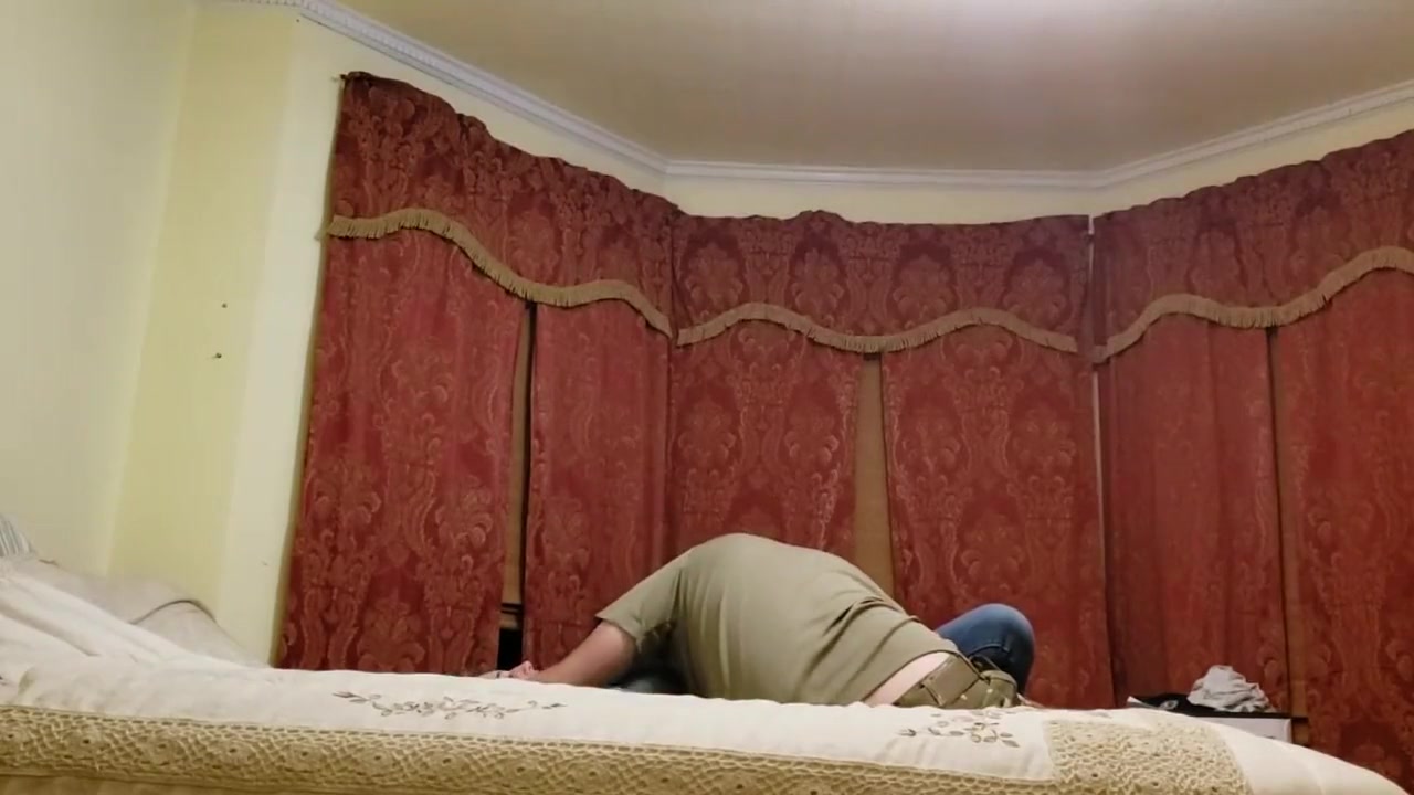Soldier Hides Camera And Fucks Baby Sitter While Wife Works