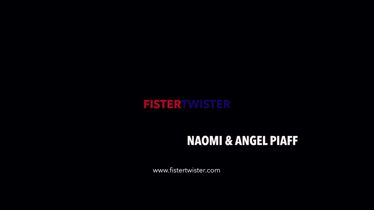 Fistertwister - Double blonde fisting