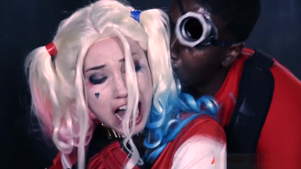 Harley Quinn gets blacked by Deadshot