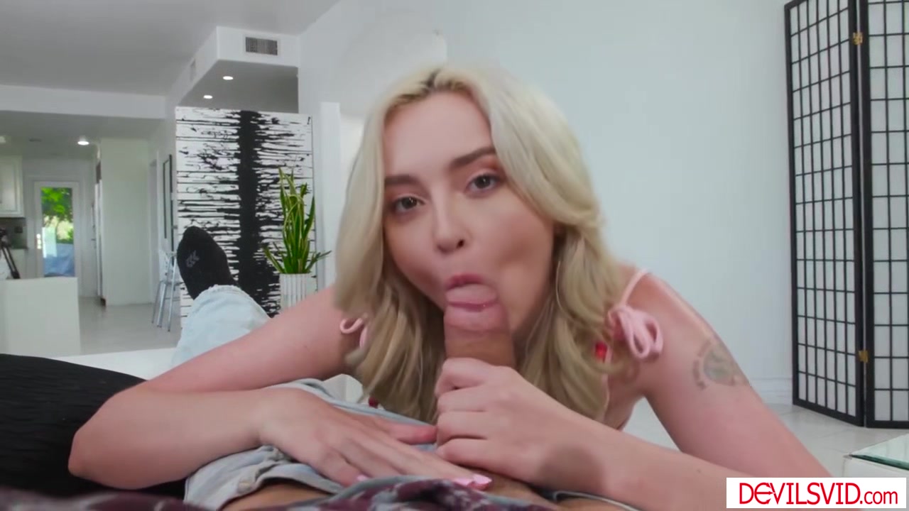Stepbro fucking both his blonde stepsis and her brunette bff