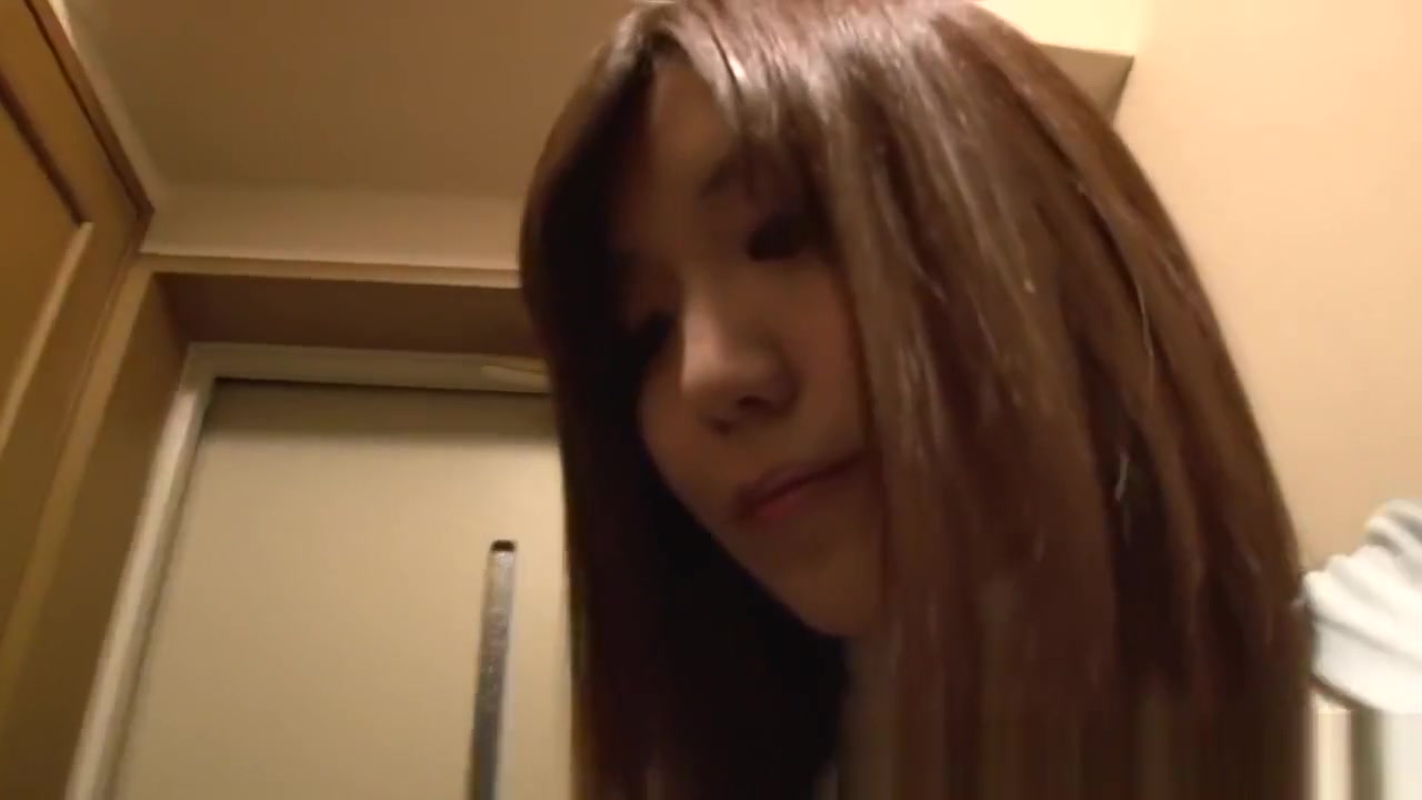 Hot milf Saki Mizumi is a horny housewife
