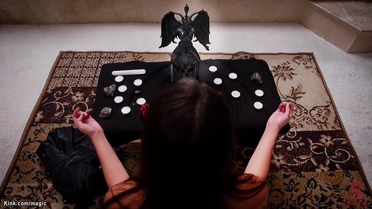Stepmom With Bg Bdsm Fuck Goth teen 18+