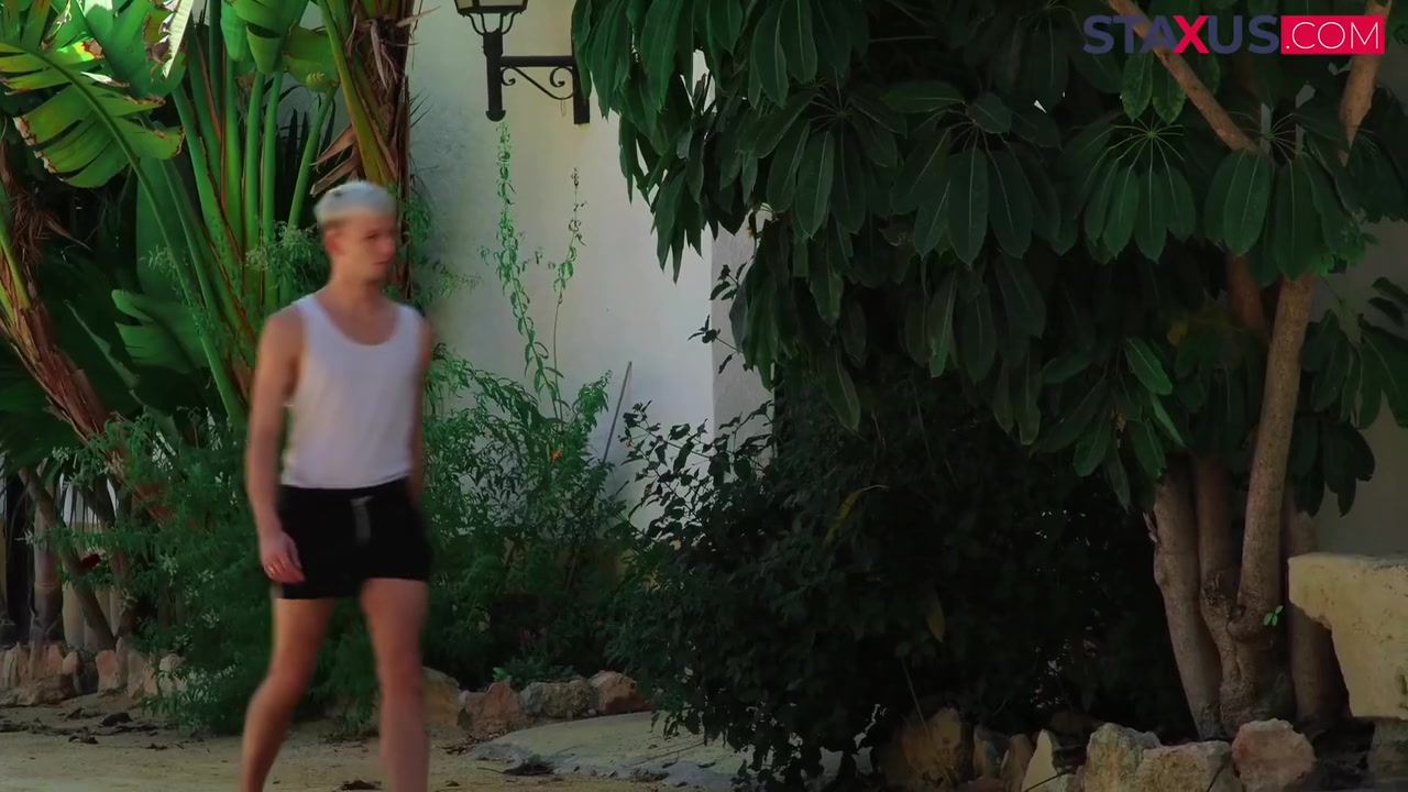 Blond Bareback Boys At Play - Kieron Zaks And Nico Vegas
