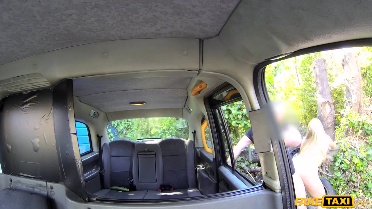 Rebecca in Double penetration and hard anal fucking for free taxi ride - FakeTaxi
