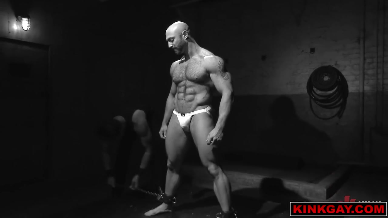 Bodybuilder Tatums Torment Switches From Zapper To Flogger