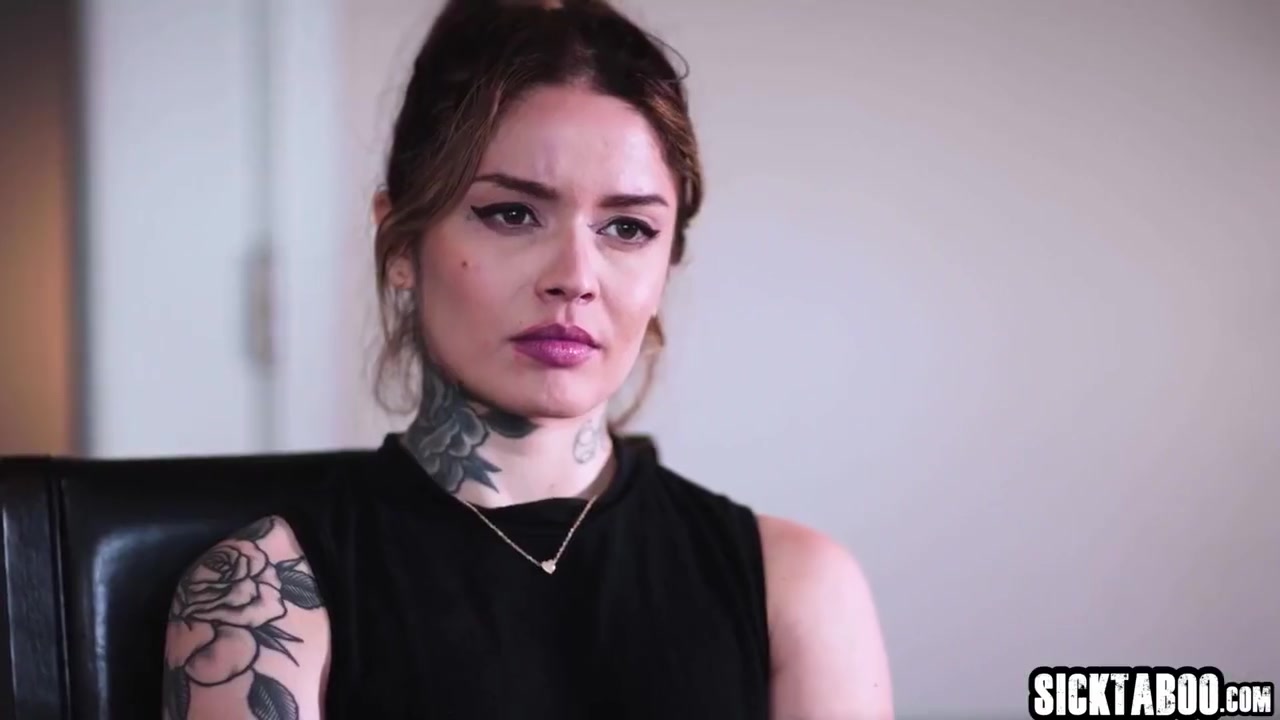 Vanessa Vega In Wanted Cum From Stud Dude After She Came In Fertility Clinic