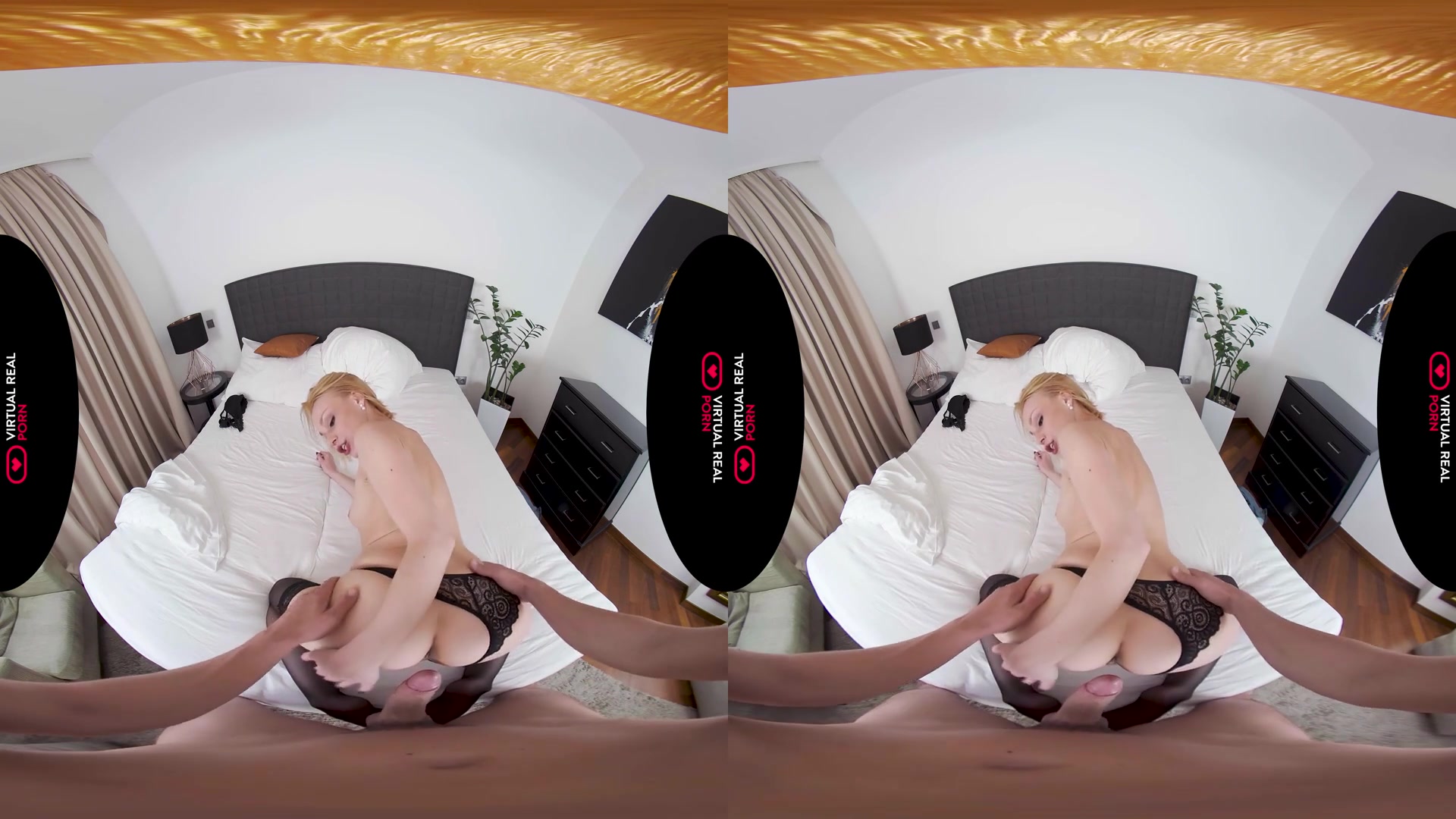 Extra Gift - VirtualRealPorn