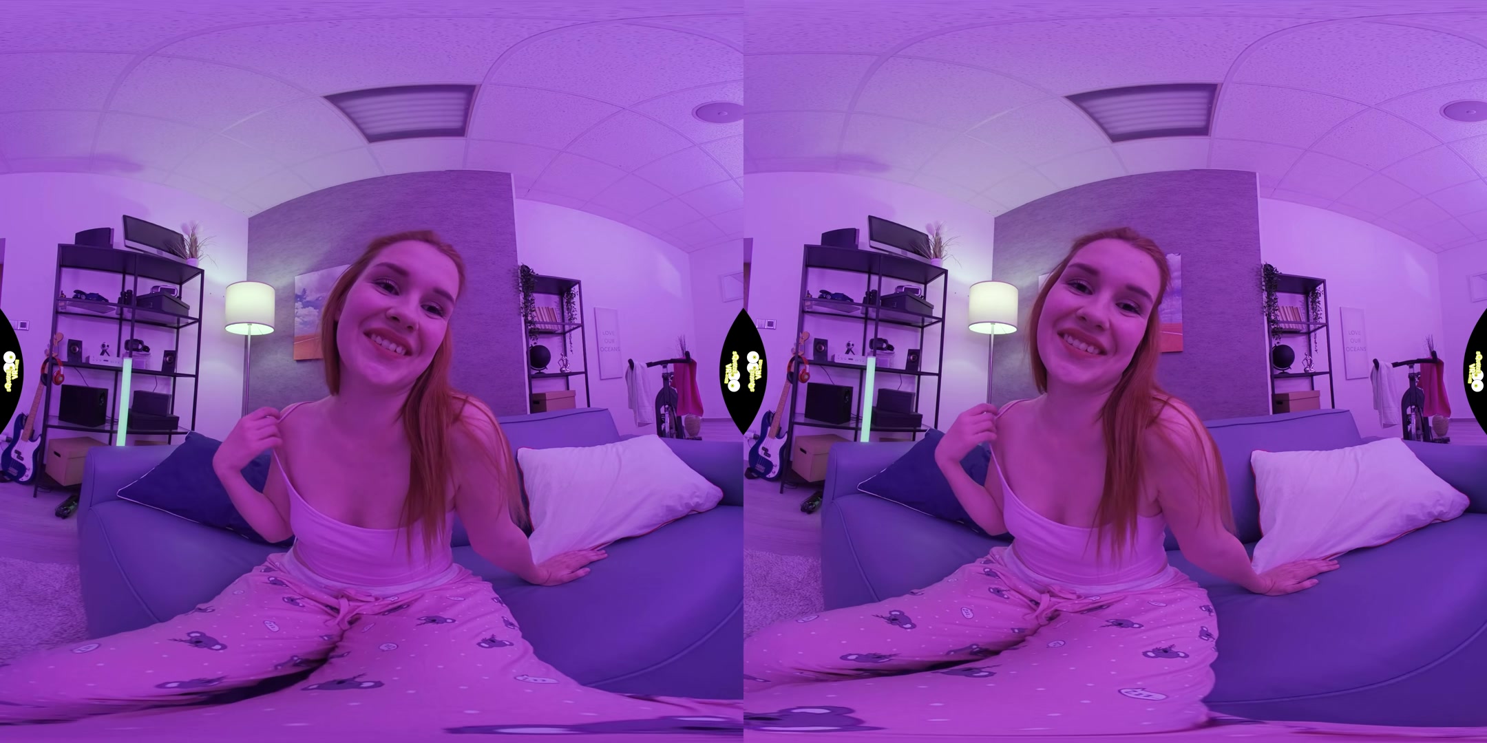 Horny Redhead - SqueezeVR
