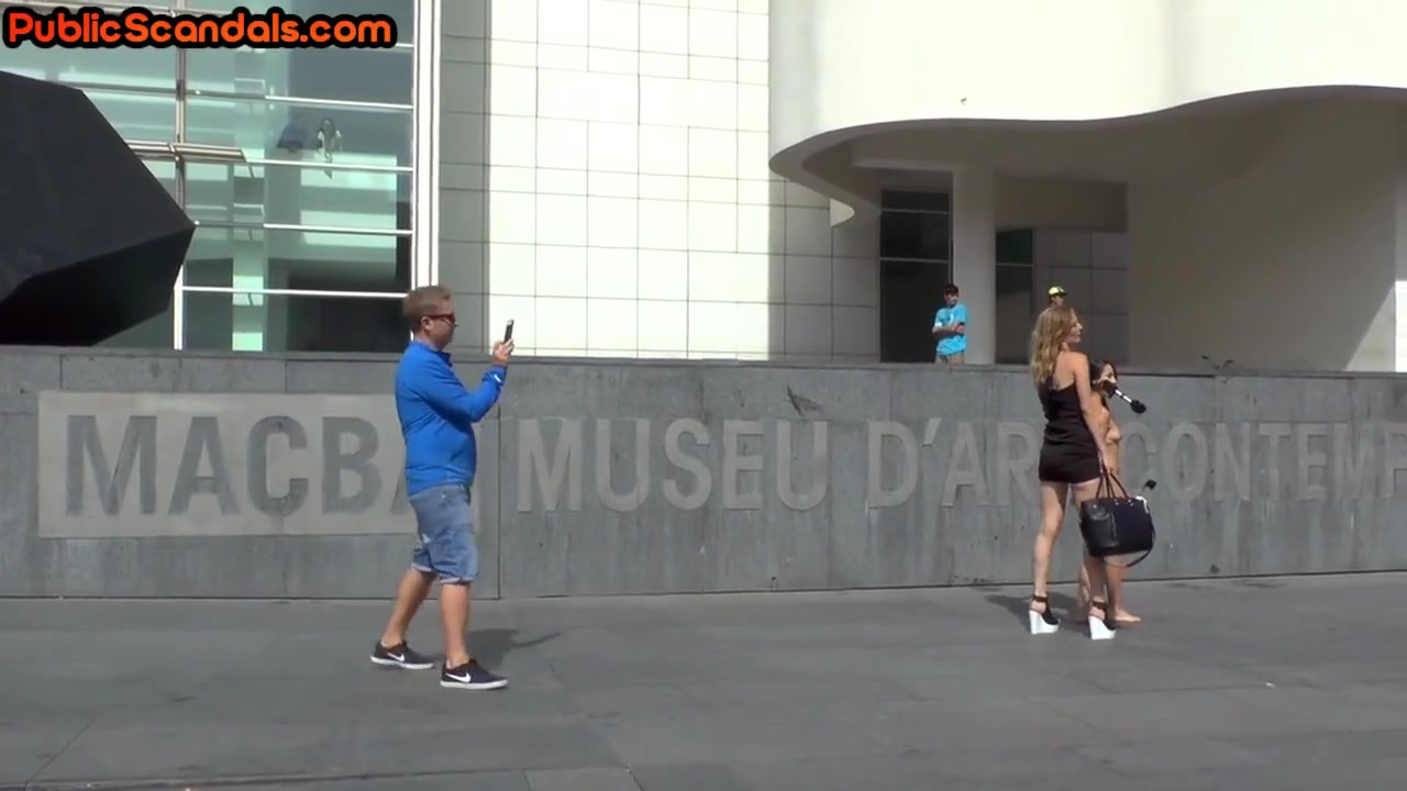 Public Medium Melons Babe Pounded N Disgraced In Fro