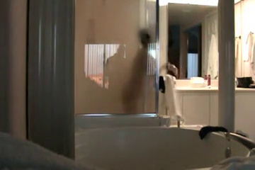 Harinders hawt shower