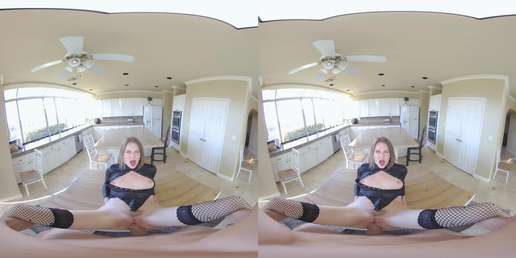 Spicy Sexy Games with Ashley Lane - RealJamVR