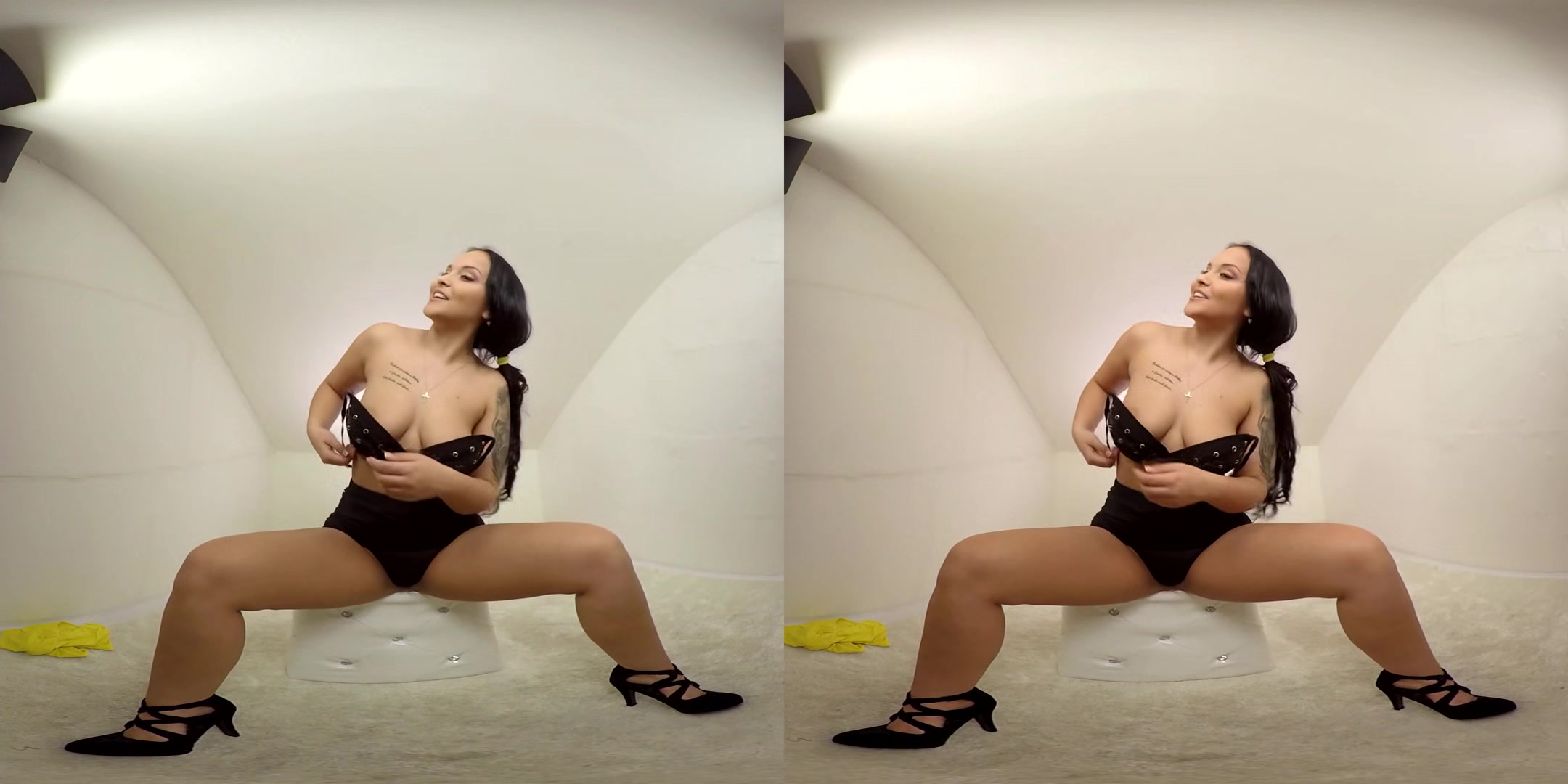 Latina Babe Jennifer Mendez Cums - Busty Shaved Toying