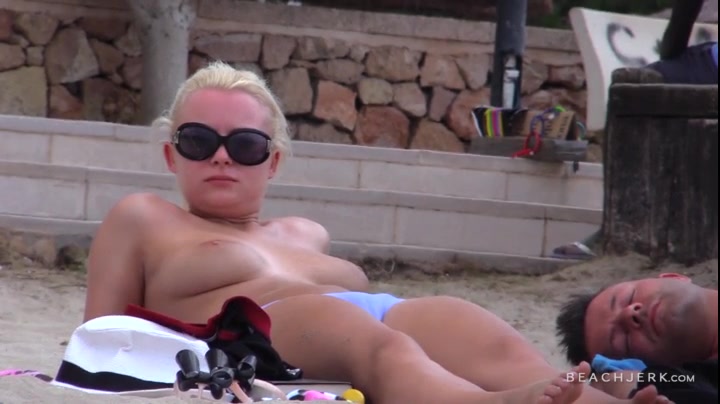 Beautiful Topless Blondie - BeachJerk