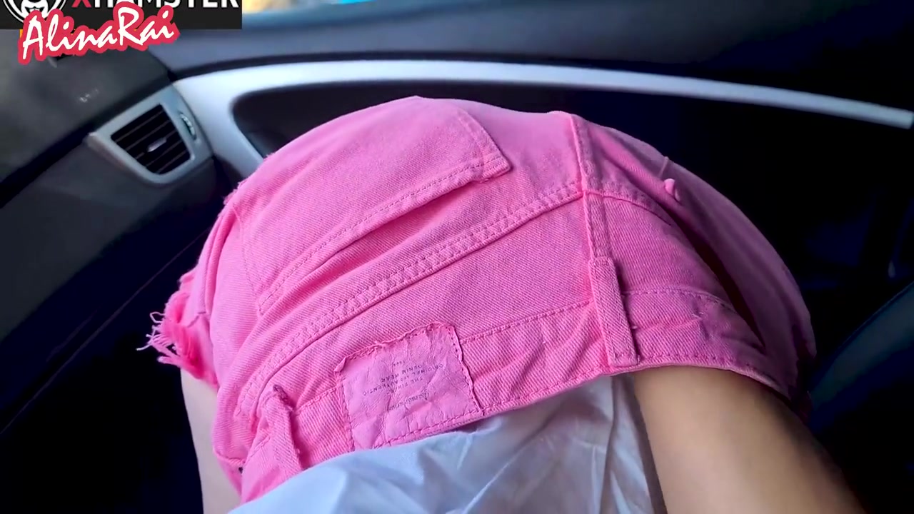 Russian Stepdaughter Sucks For 10 Bucks