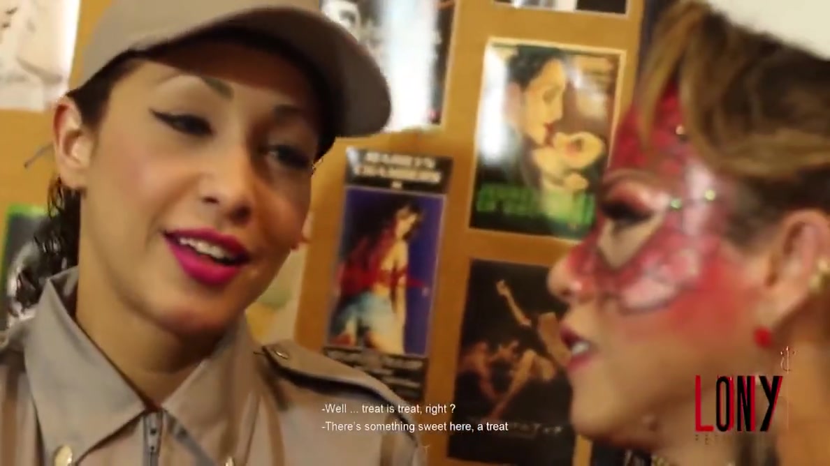 Lohanny Brandao & Jennifer Avila Fucking In Trick Or Treat