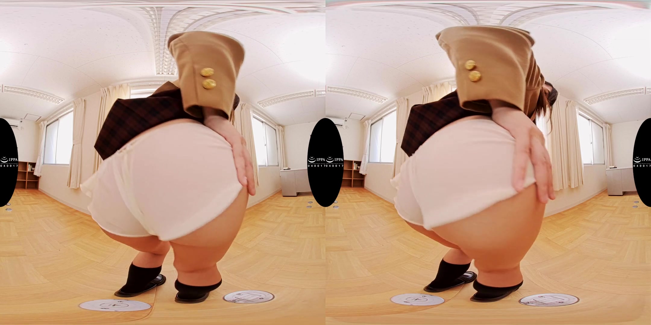 Nonstop Panties VR - Asian Upskirt - SexLikeReal