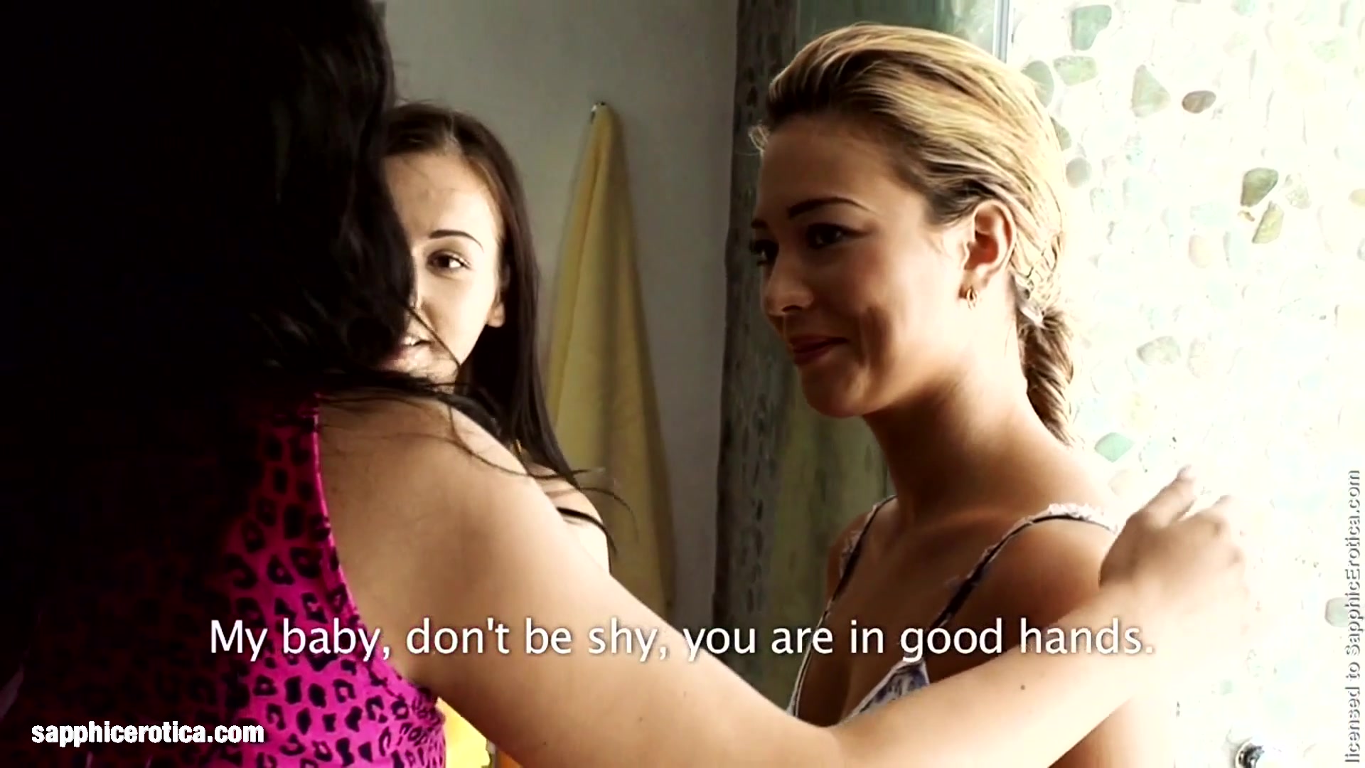 Seduced Stranger sensual lesbian scene by SapphiX