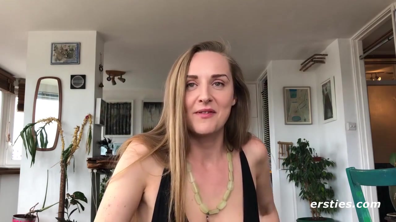 Talented Sarah Plays Piano Then Plays With Herself!