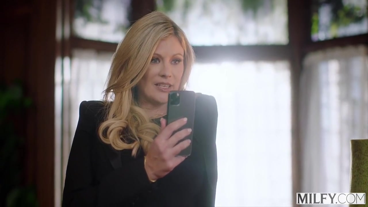 Principal Ellie Teaches Naughty Student 18+ A Lesson
