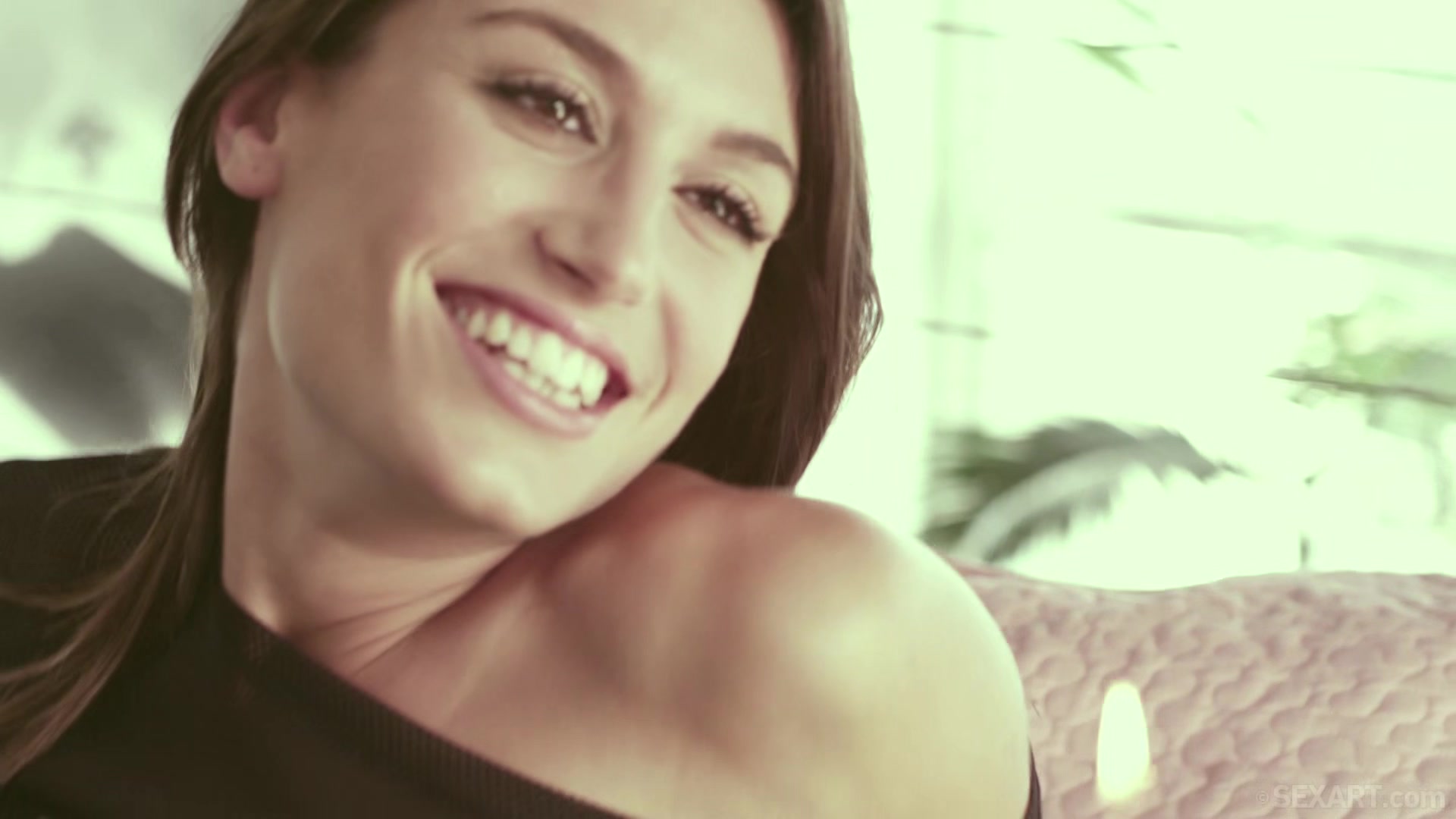 Cumpleanos Feliz - Alexa Tomas & Julia Roca - SexArt