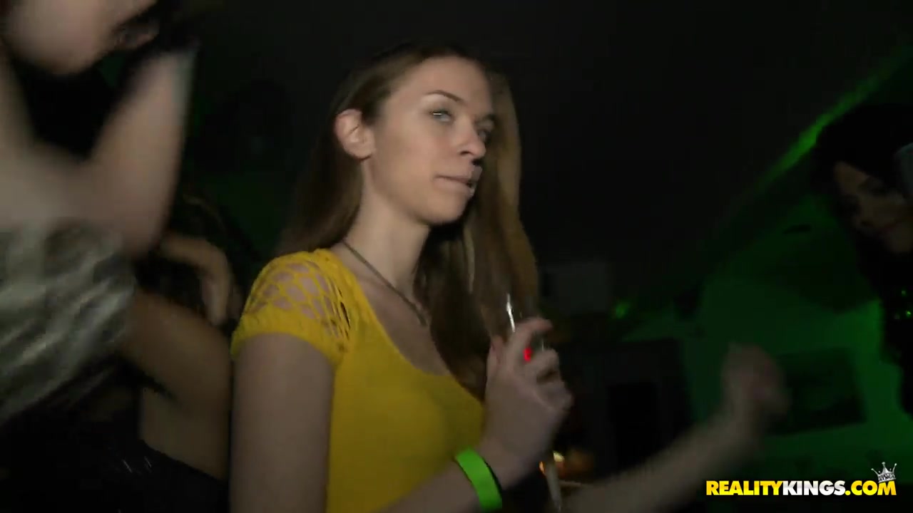Levi Cash, Ahna Lynn, Jessica Nyx and a lot of other guys have a great sex party