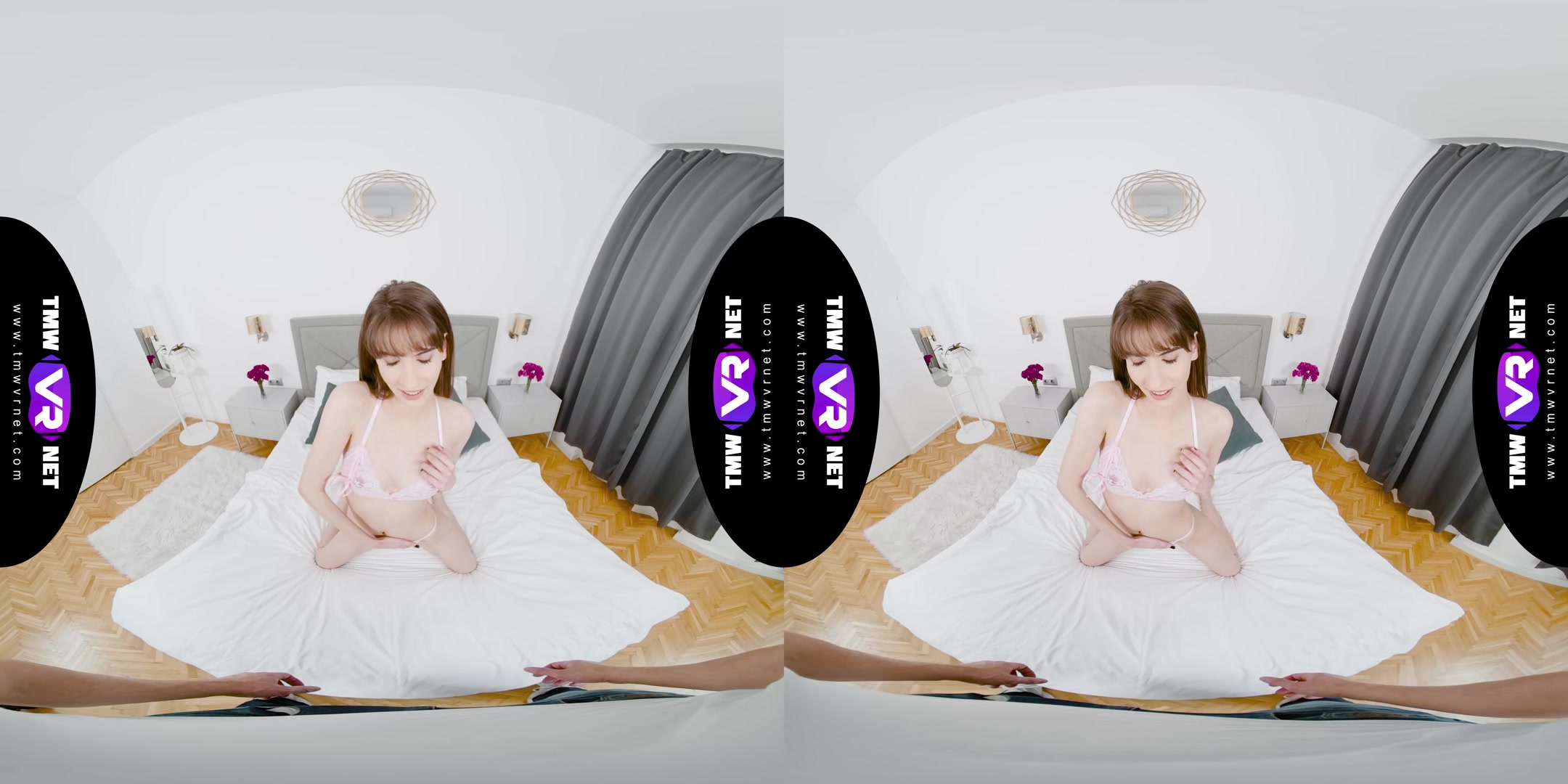Sweetie Lures A Lad Inside Her - TmwVRNet