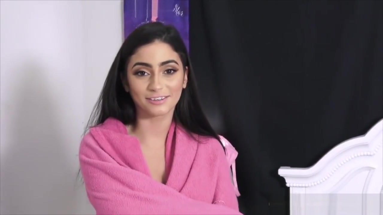 Nasty Stepsister Asks Her Pervy Stepbro To Help Her Out
