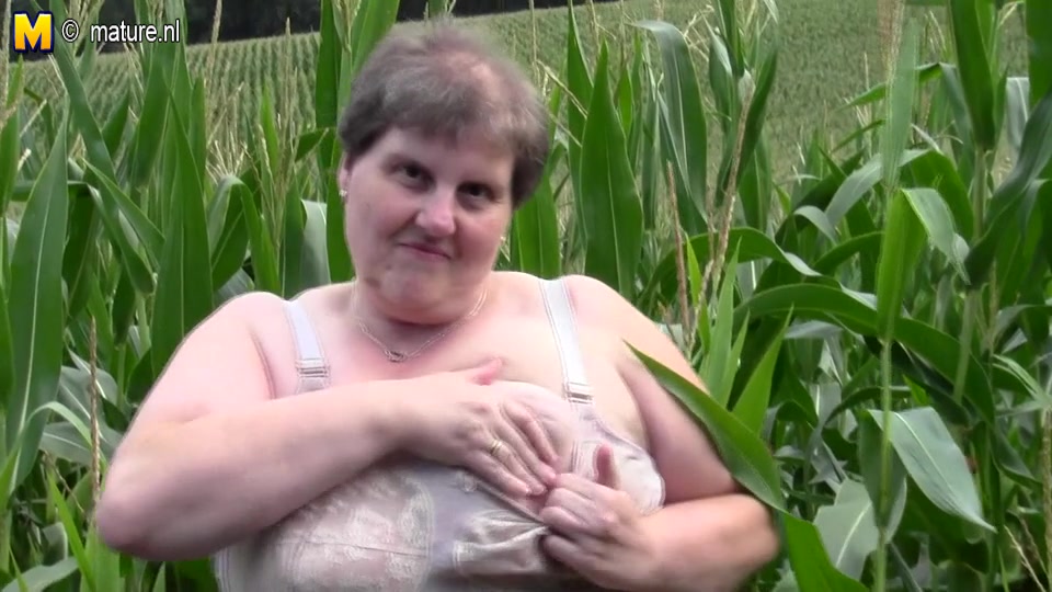 This Big Mama Loves To Play In A Cornfield - MatureNL