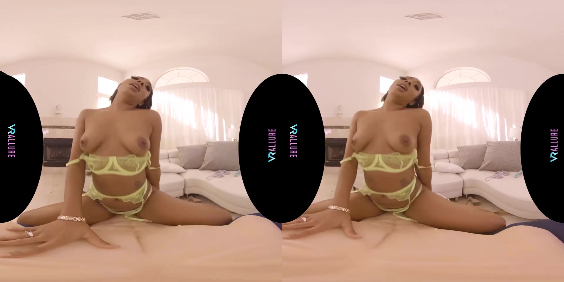 Cali Caliente - VRHush