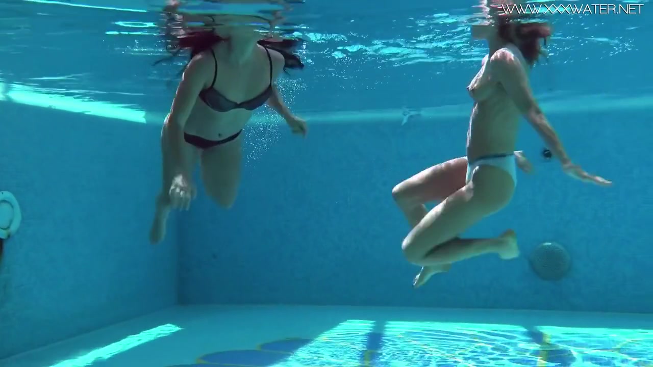 Jessica Lincoln And Lindsey Cruz - Pretty Hot Hotties Cruz And Jessica Swim Naked Together