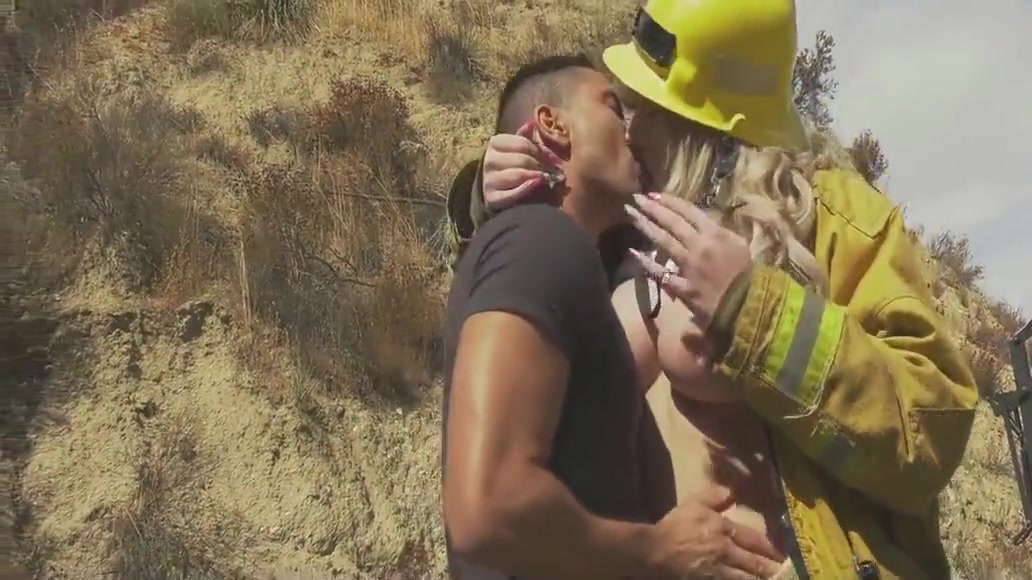 Aspen Brooks And Gabriel D'alessandro - Trans Fire Fighter Gets Her Tight Hole Banged