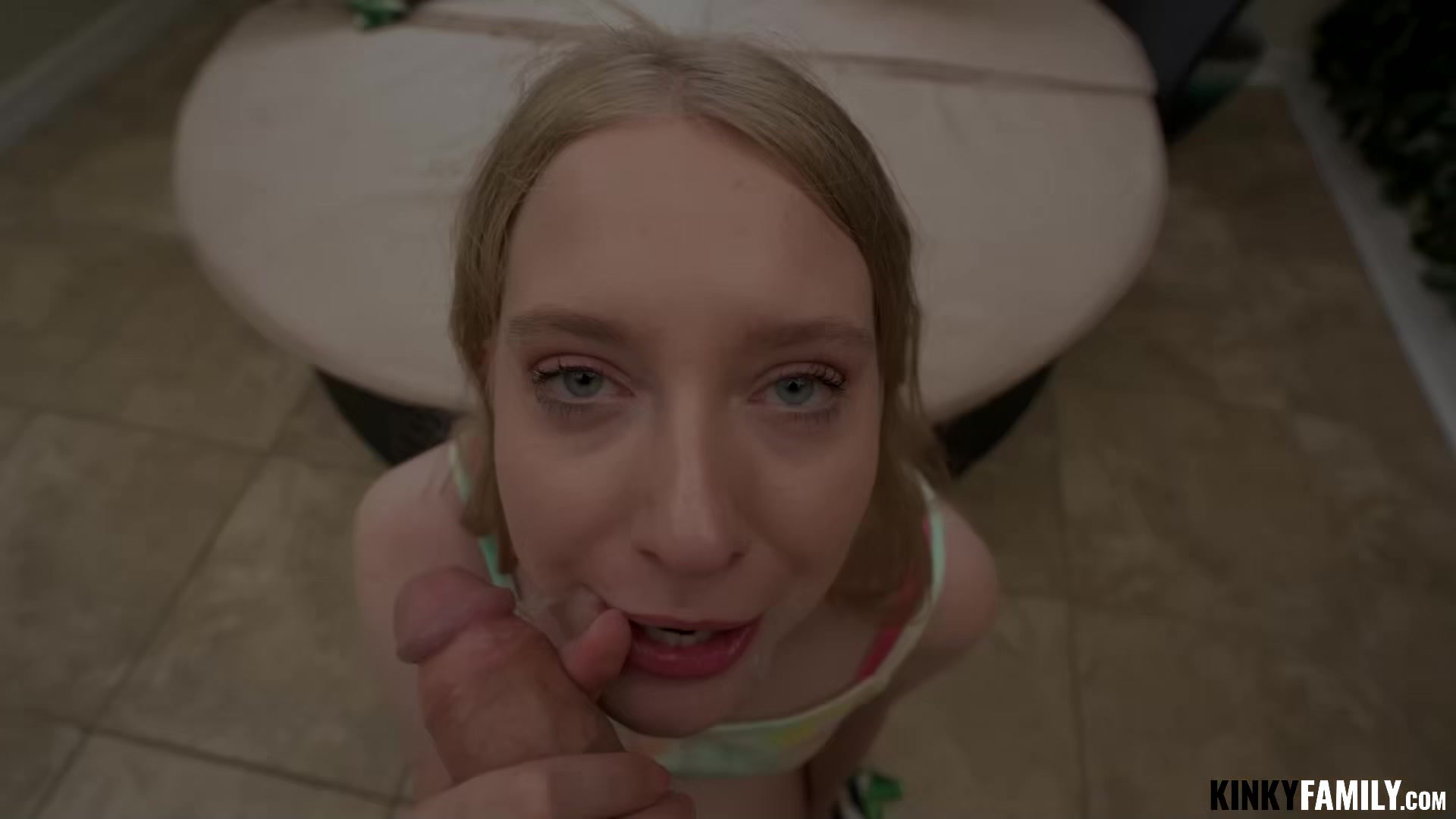 Kinky Family - Kallie Taylor - Handjob and sex from stepsis