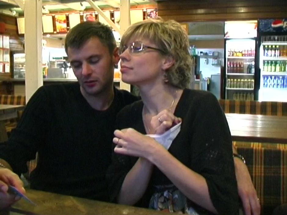 Cofi in naughty amateur couple enjoying oral sex