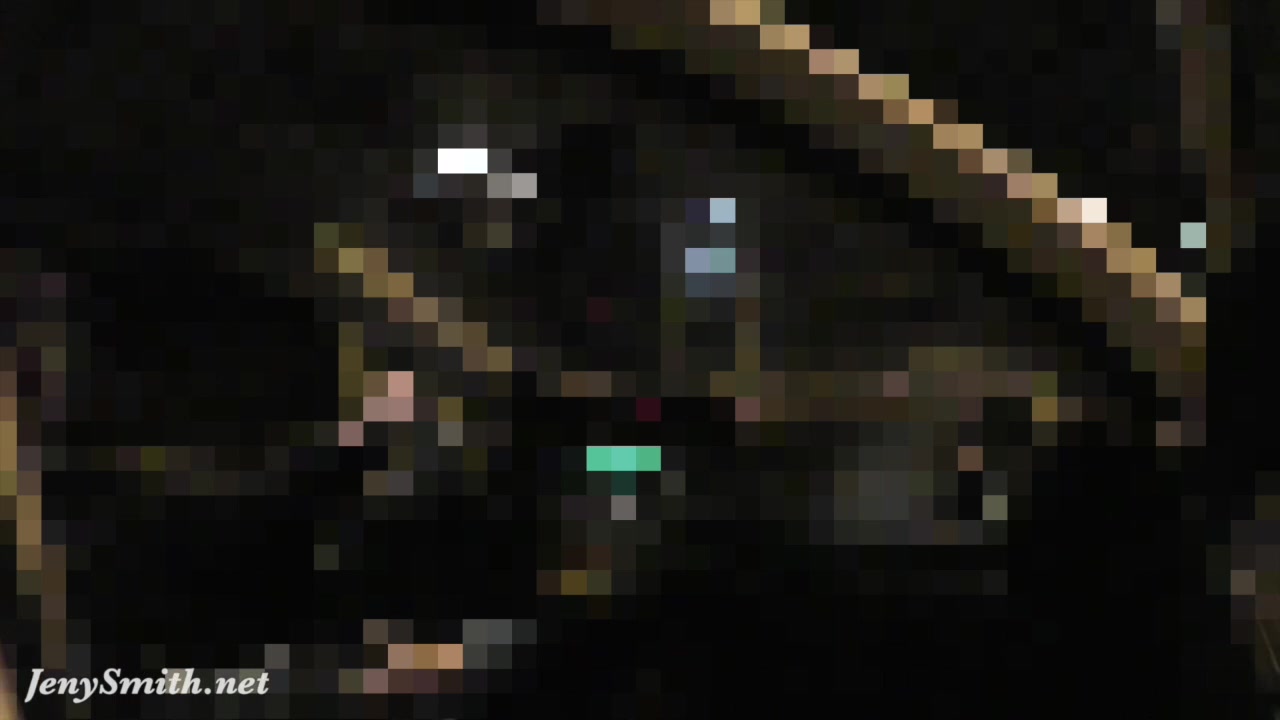 Jeny Smith is being caught naked on back seat of taxi