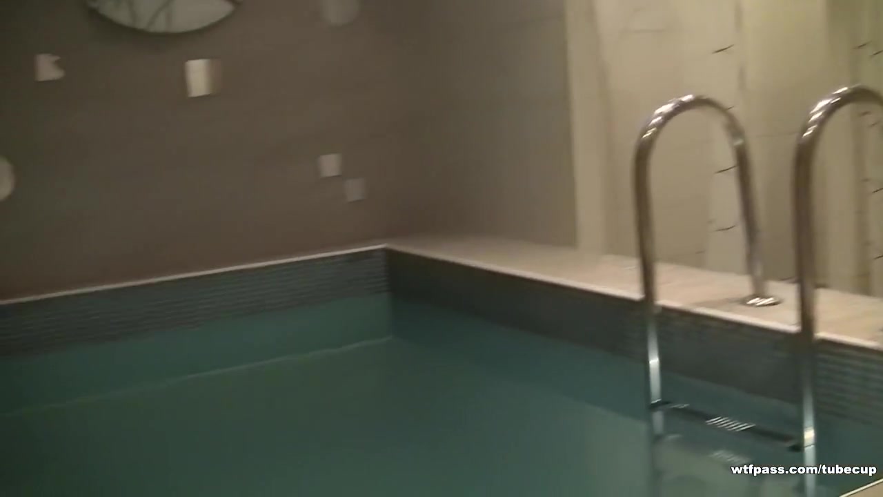 Young pretty girl Taiss is fucking dick in public sauna