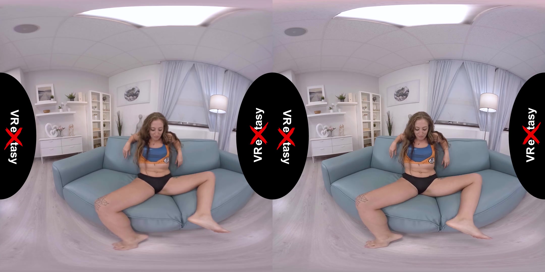 Venom Evil - Solo - Naughty Amateur On the Couch