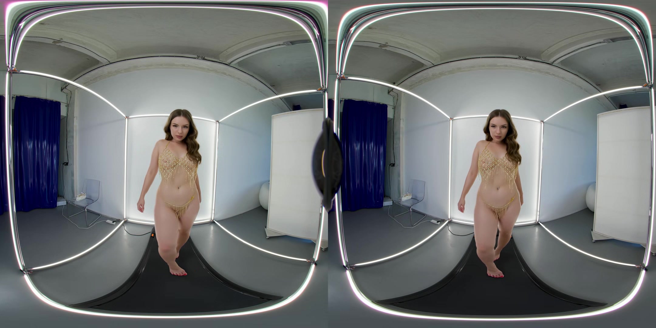 Walking Ass, Walking Pussy And Other Treadmill Experiments With Olena