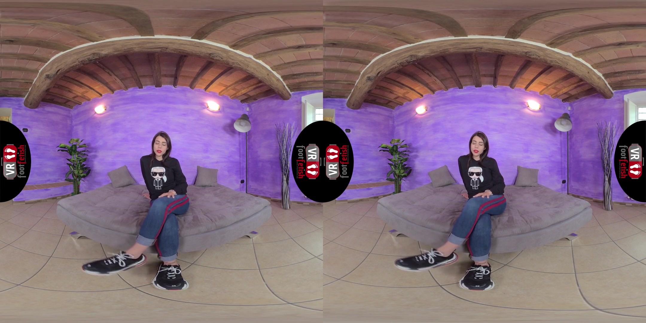 Beautiful Petra Wants You To Sniff Her Shoes And Smelly Feet - Virtual Reality Foot Fetish