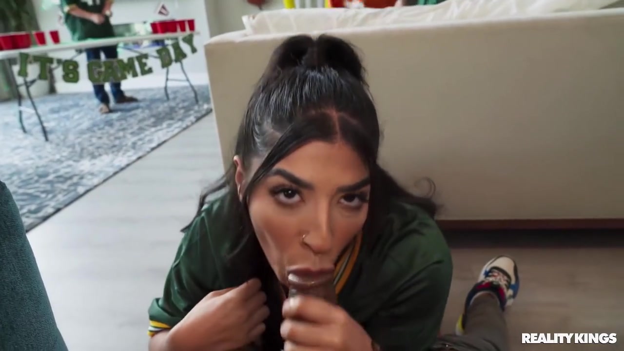 Seduces Mazee And Gets To Ride His Bbc With Her Fat Ass With Jasmine Sherni