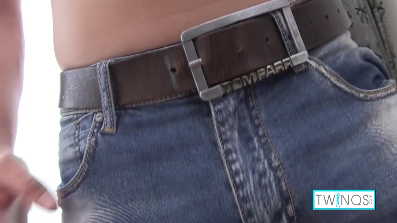 Brunette Hunk Luke A Jacks Off And Gets Cum On His Firm Abs!
