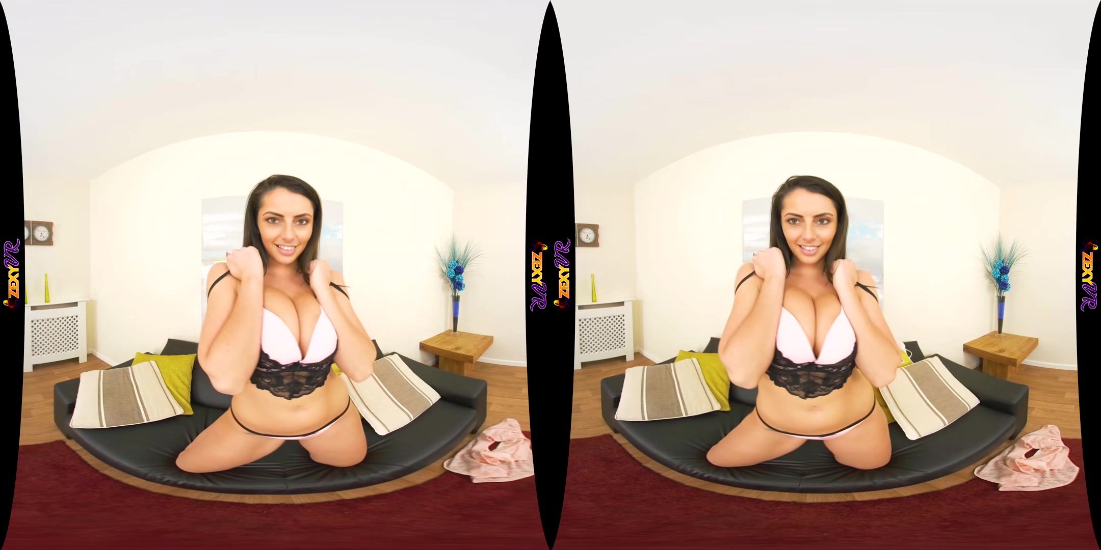 Couch Potato; Solo Striptease Brunette Big Tits Natural Fit Curvy