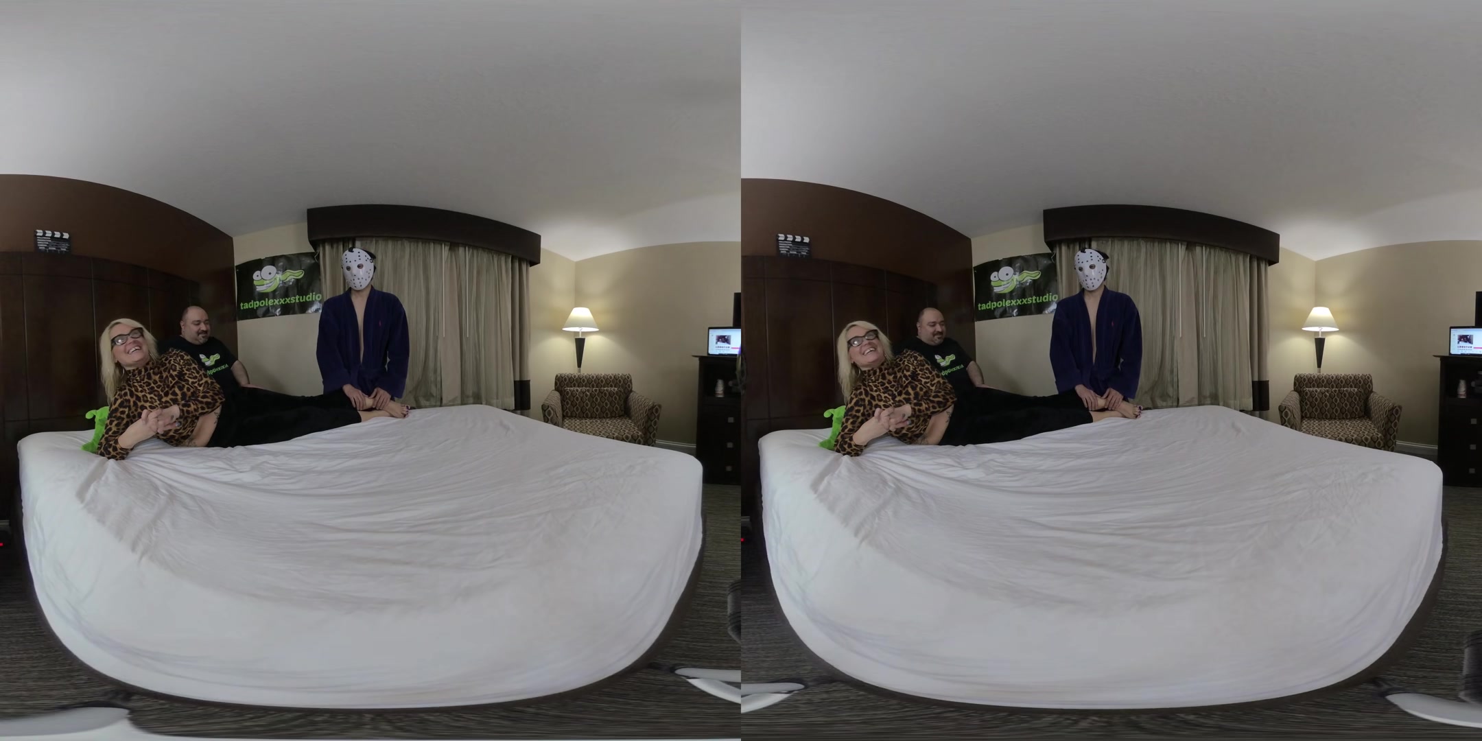 MILF Ivy Carlson Mini Gangbang 1 of 2 with Creampie - TadPoleXXXStudio