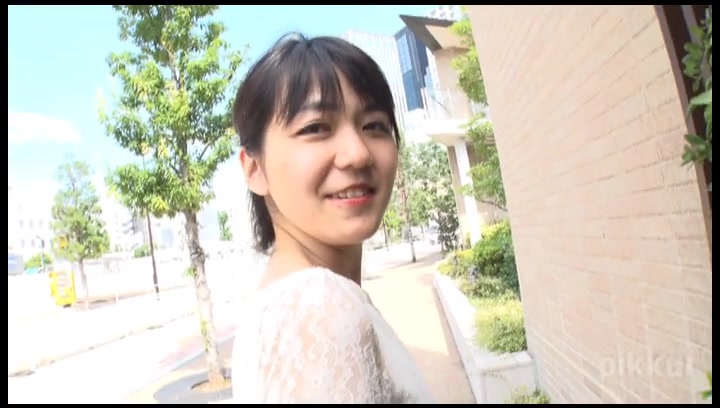 Rui Minazuki Do Me A Favor? Dangling Money In Front Of An Amateur Girl!! - Rui Minazuki