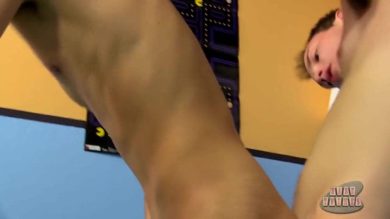 Bareback Butt Boys Banging! With Evan James And Ryan Daley