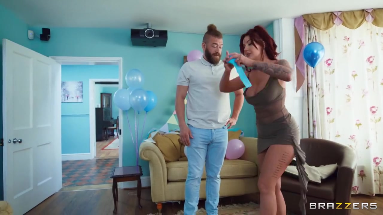 Redhead Milf Gets On Her Knees To Suck And Xander With Danny D, Zoe Grey And Both Danny