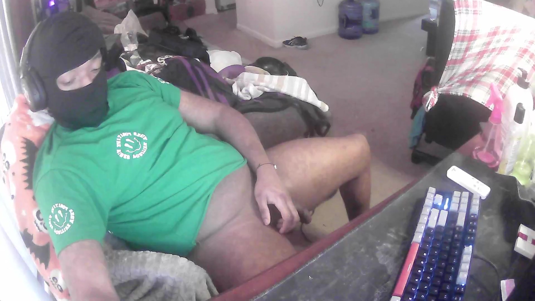 Gay Porn In Dilf Step daddy Caught Jerking On Cam!!!