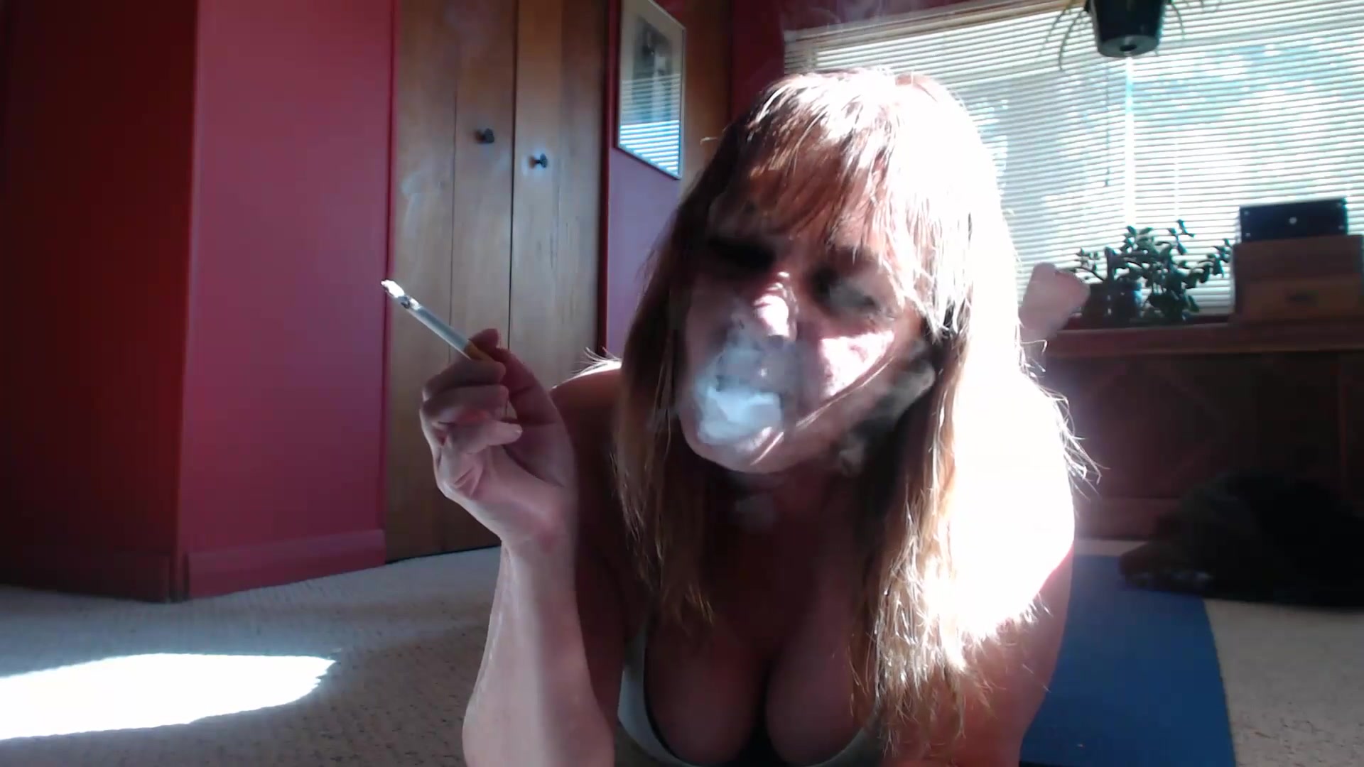 Smoking In The Sunlight - TacAmateurs