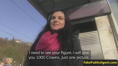 Pulled amateur eurobabe rides cock in car